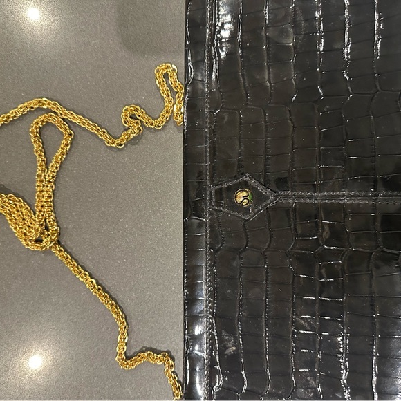 Vintage St. John Black crocodile patent leather clutch or purse. - Picture 12 of 12
